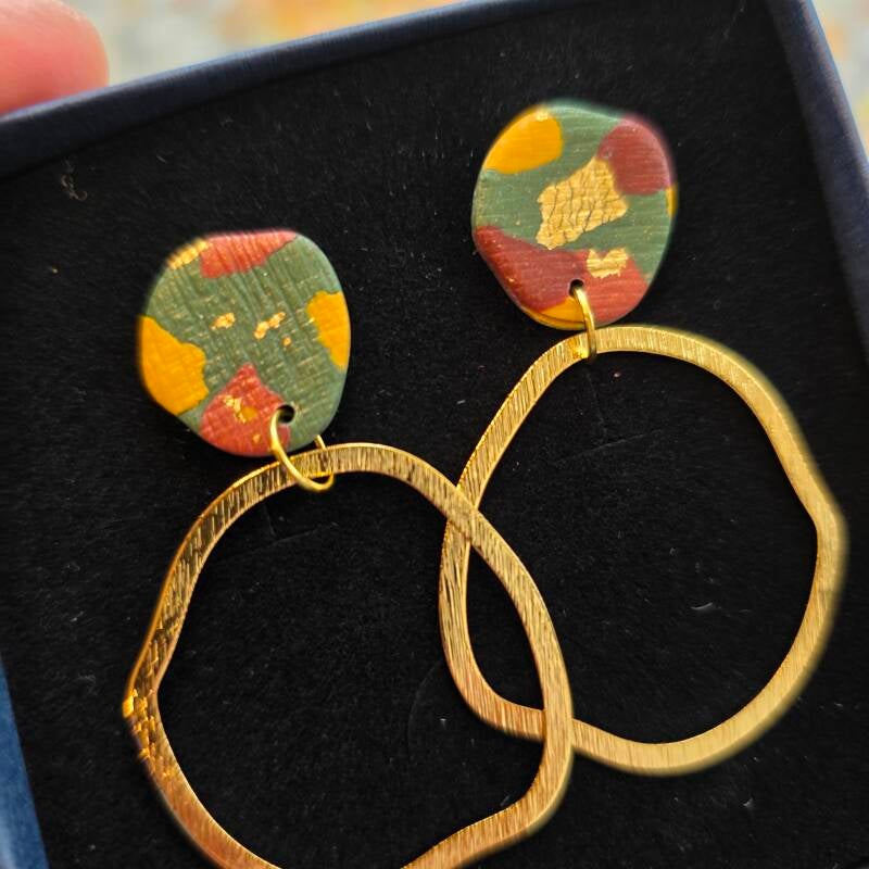 ISLA oorbellen ~ limited edition herfst met organische cirkels in messing