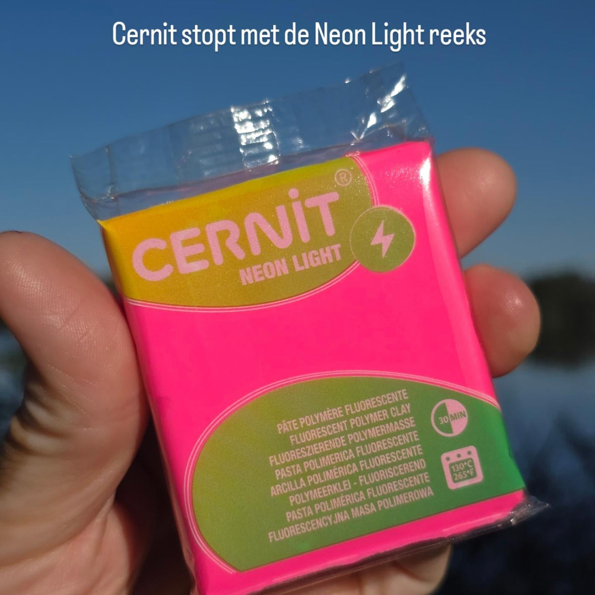 Cernit Neon Light Fuchsia - Fluo roze polymeerklei