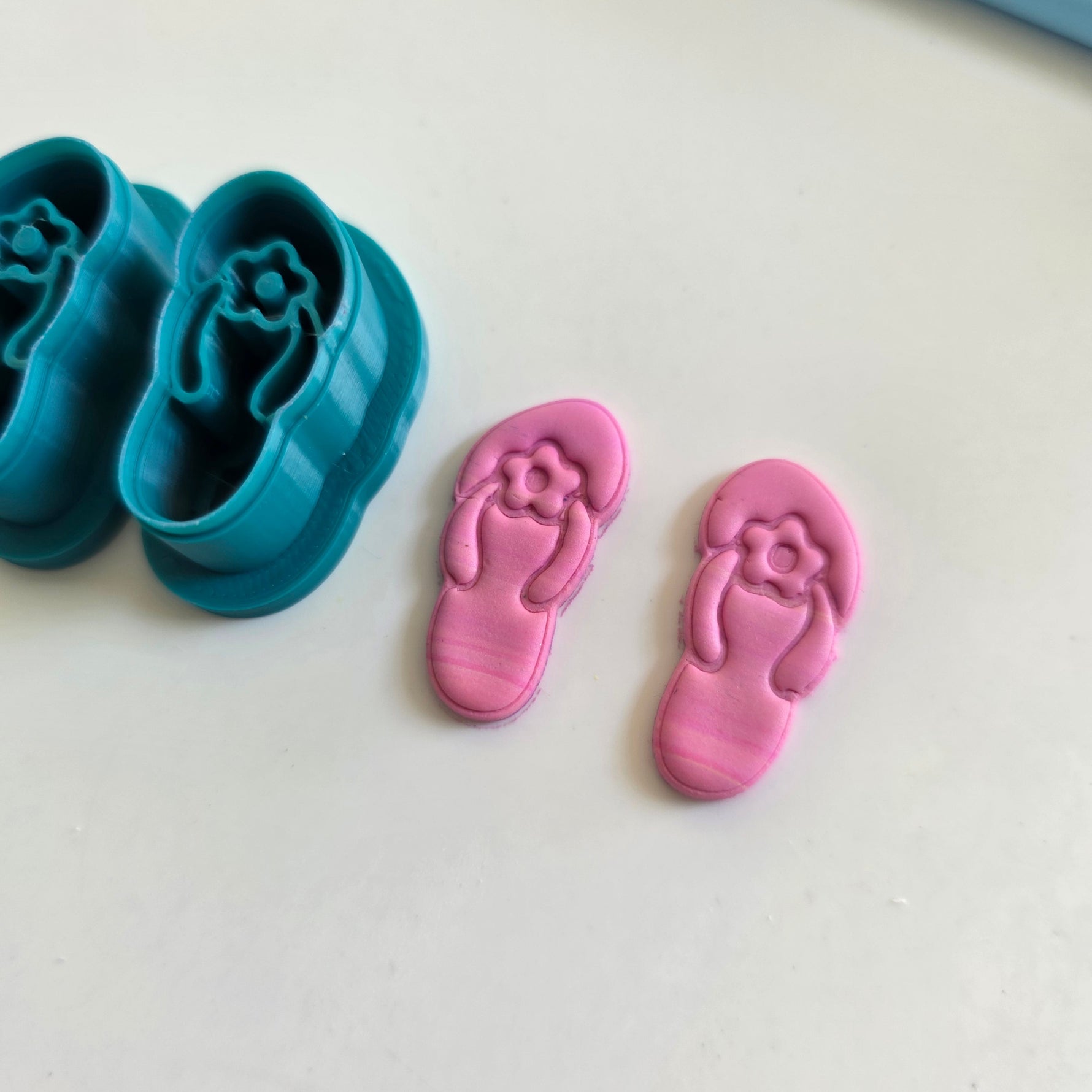 flip flop teenslipper uitsteekvorm