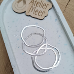 DIY bedels ~ organische ringen uit messing - Zilverkleurig