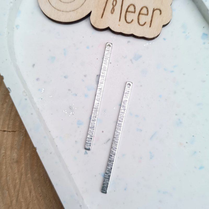 Staafje in geborsteld messing - Zilverkleurig ~ diy bedels
