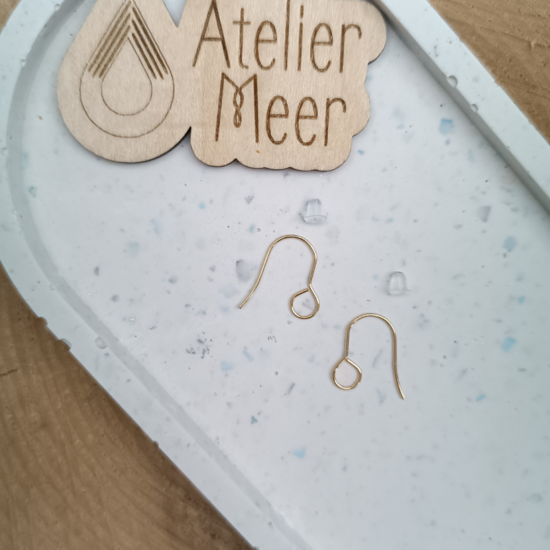 Haakje in goudkleurig stainless steel - 2 stuks (1 paar)