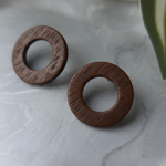 rina-studs-cirkelvormige-oorstekers-25mm bruin