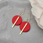 rina oorhanger met staafje in rood